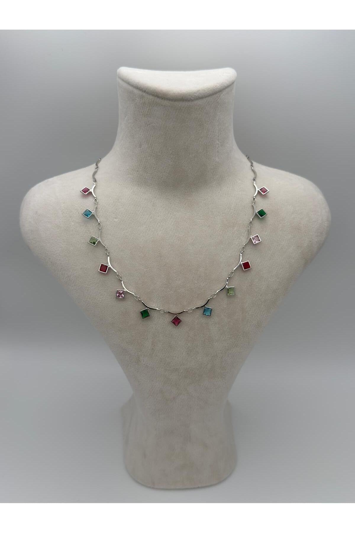 Renkli Kare Taşlı Gümüş Kolye