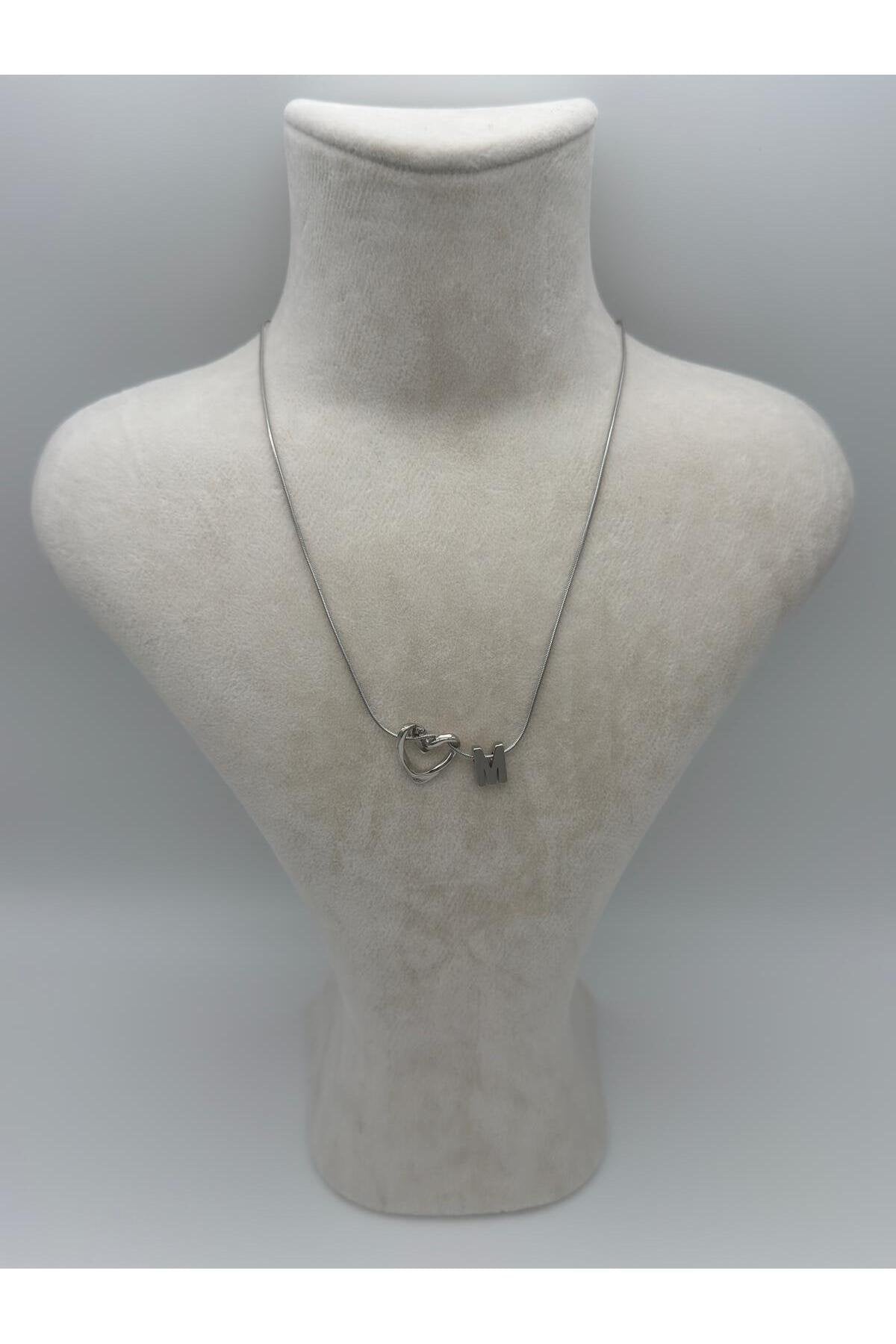 Kalp Detaylı Gümüş Kaplama Paslanmaz Çelik Harfli Kolye