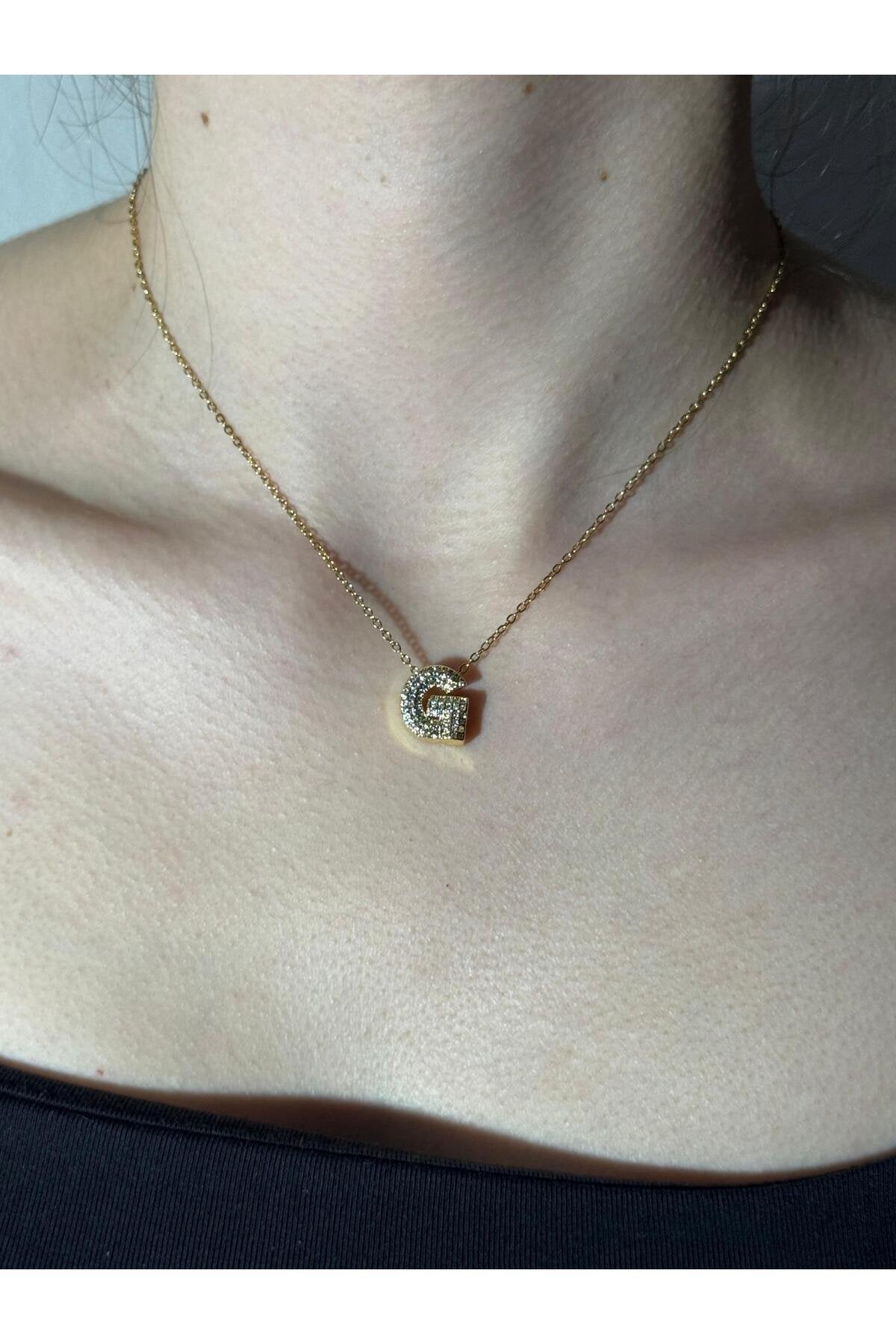 Gold Kaplama Zirkon Taşlı Harfli Kolye