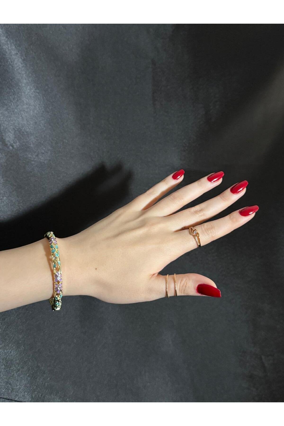 Mineli Taş ve Çiçek Detaylı Ayarlanabilir Bileklik