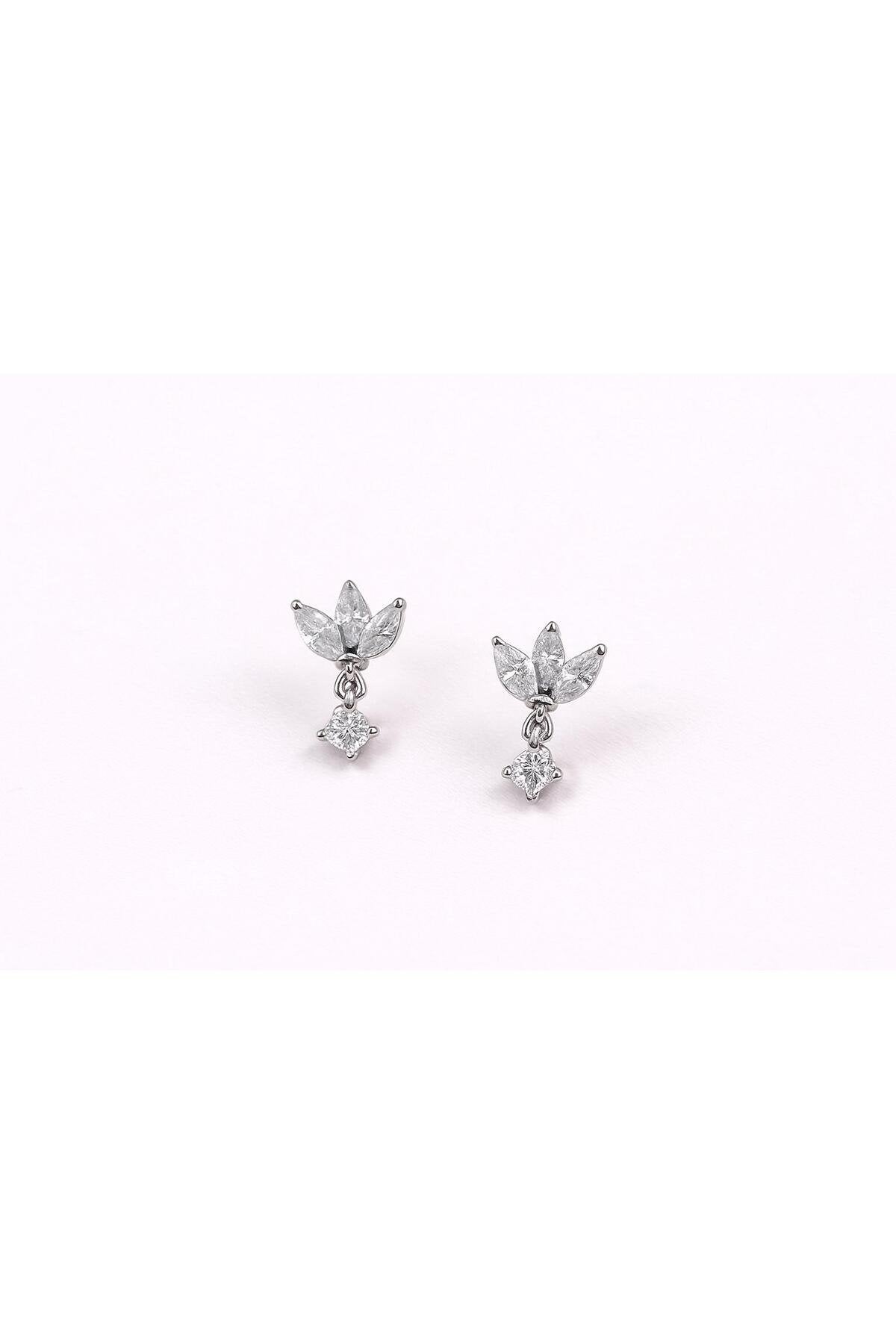 Üç Yapraklı Sallantılı Zirkon Taşlı Gümüş Kaplama Tragus Piercing