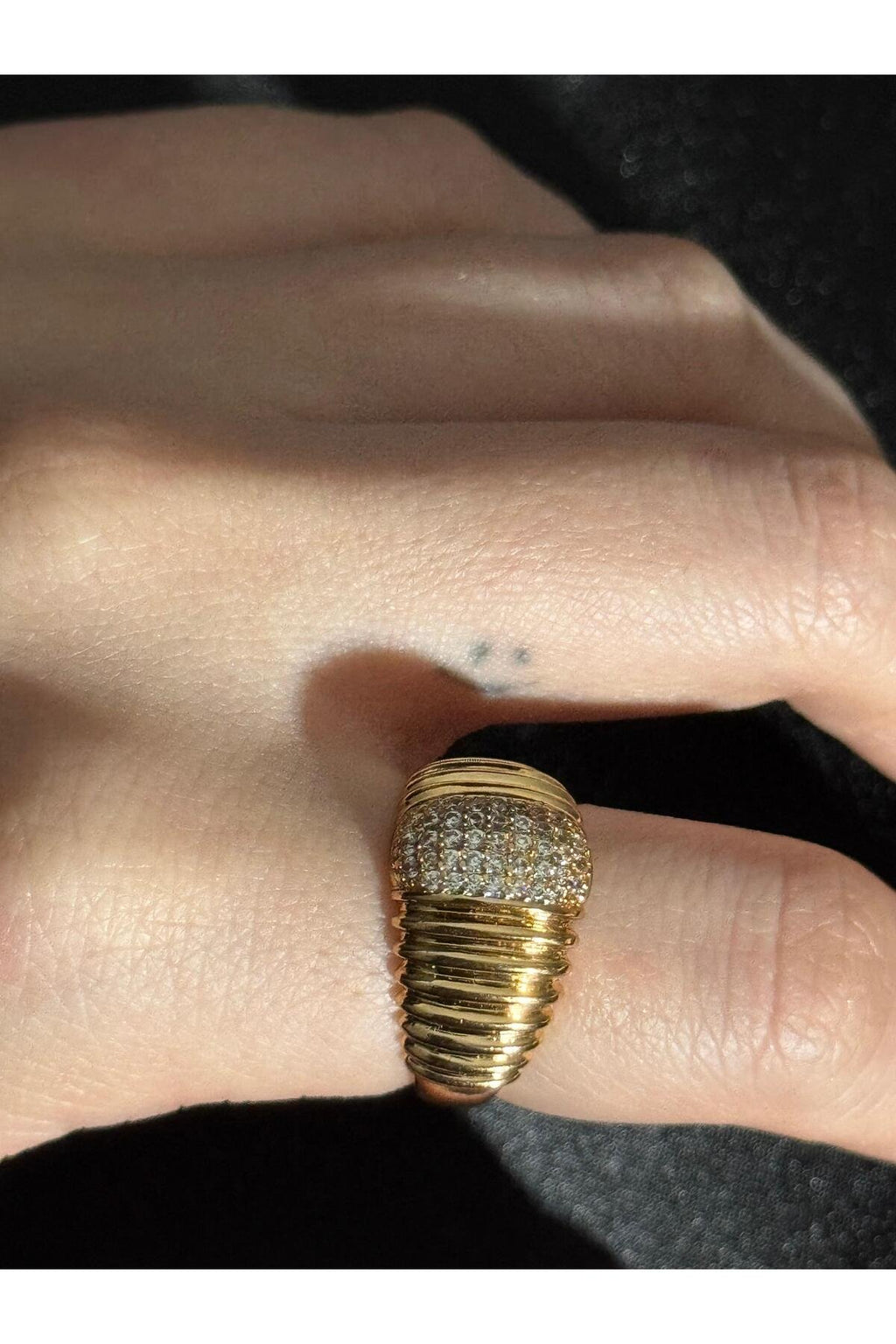 Bombeli Spiral Zirkon Taş Detaylı Gold Kaplama Paslanmaz Çelik Yüzük