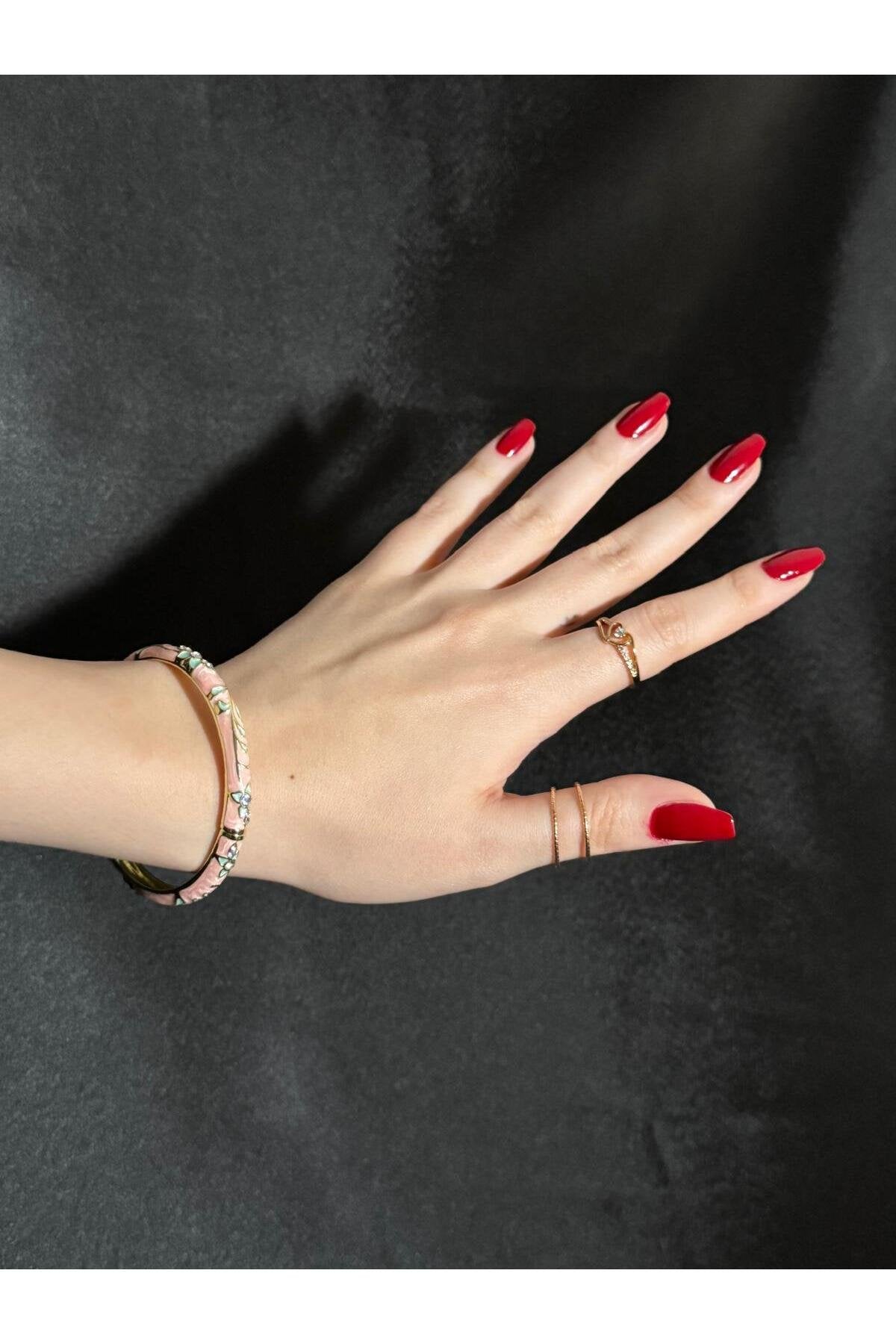 Mineli Taş ve Çiçek Detaylı Bileklik