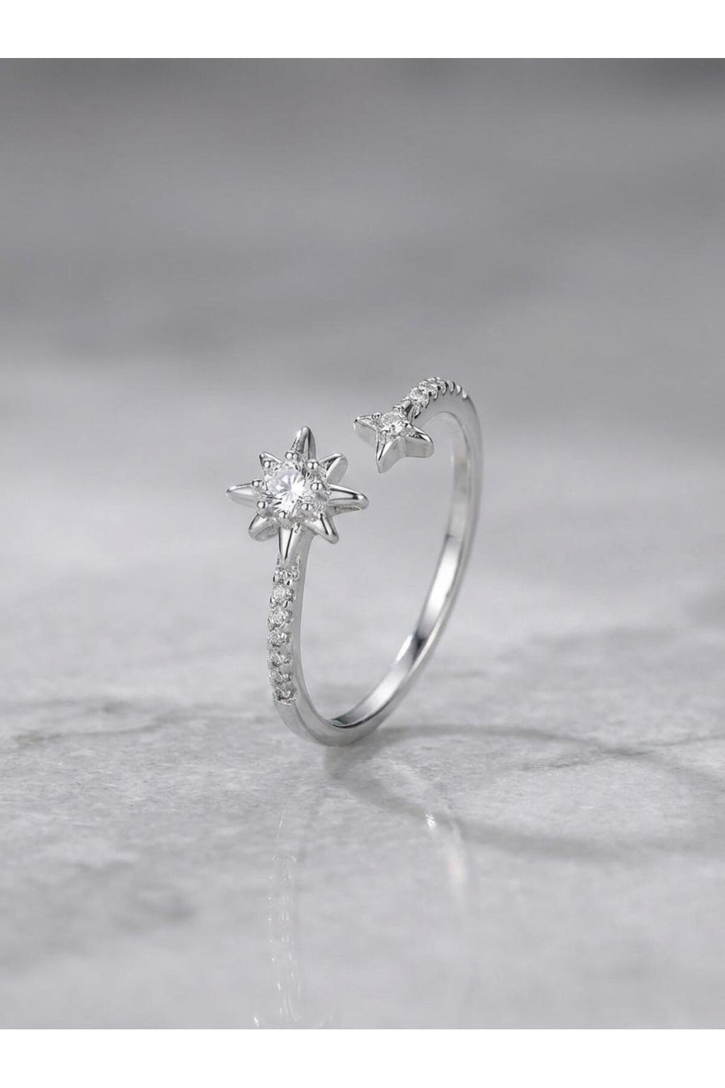 Parıltı Yıldızı Zirkon Taş Detaylı Gümüş Kaplama Paslanmaz Çelik Yüzük