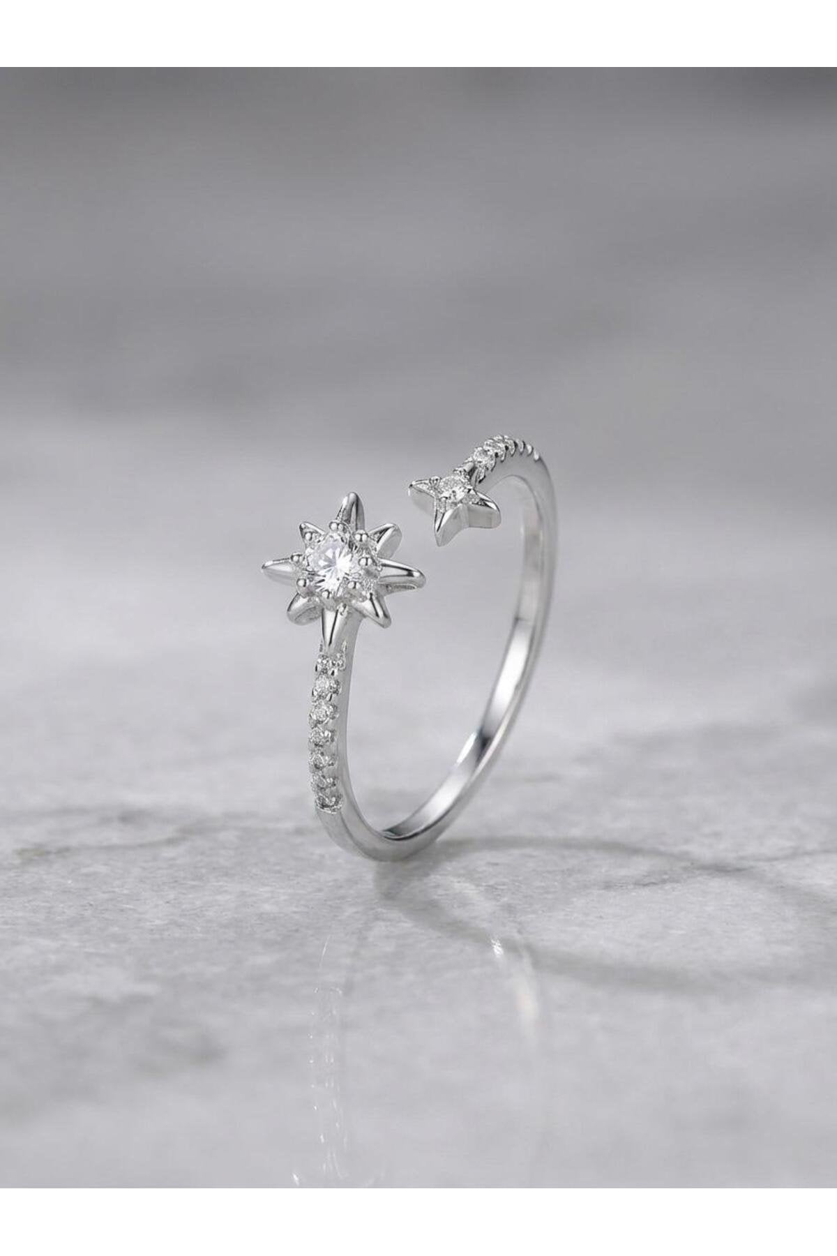 Parıltı Yıldızı Zirkon Taş Detaylı Gümüş Kaplama Paslanmaz Çelik Yüzük