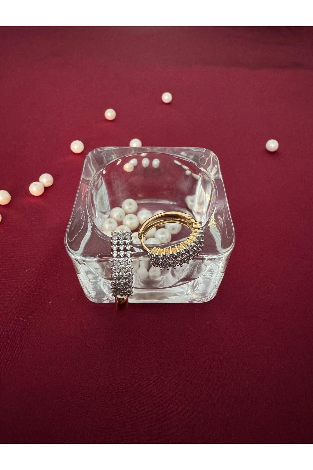 Sirena VIP Serisi-Işıltı Zarafeti Zirkon Taşlı Gold Kaplama Paslanmaz Çelik Küpe