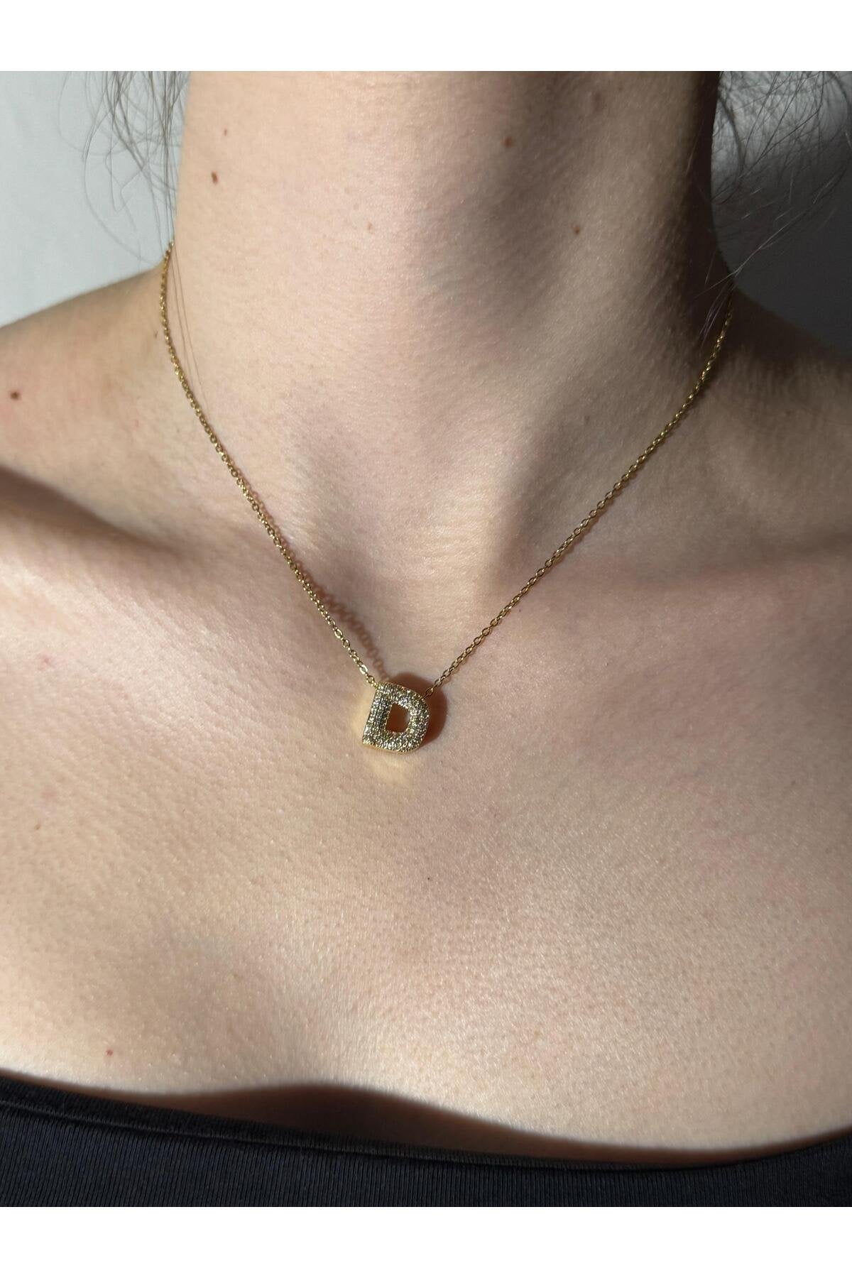 Gold Kaplama Zirkon Taşlı Harfli Kolye