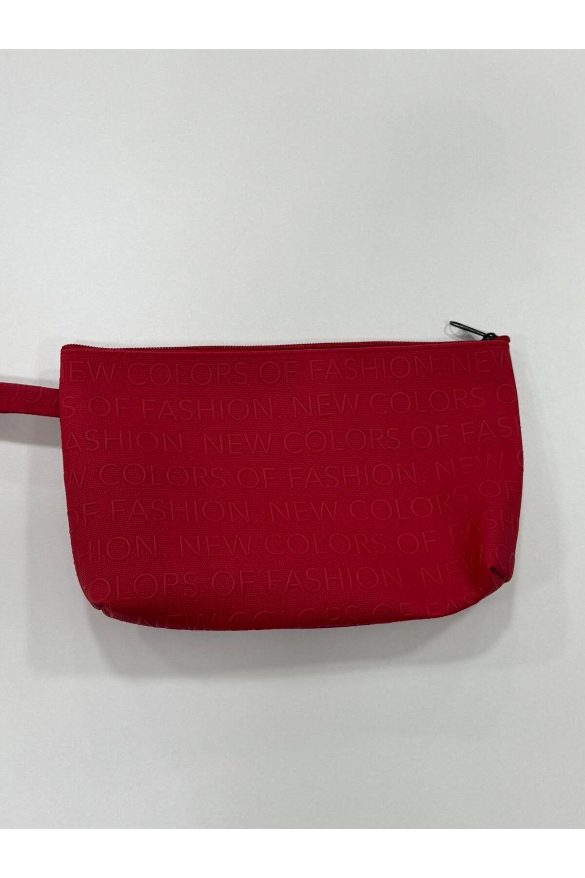 New Colors Of Fashion Yazılı Kırmızı Suni Deri Makyaj Çantası