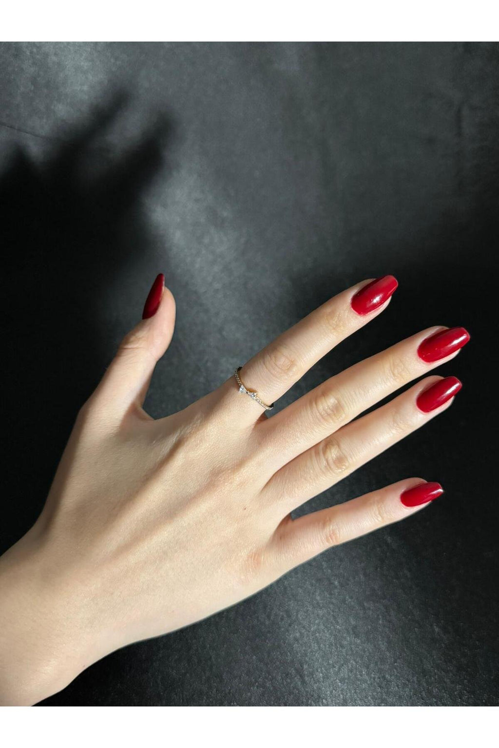 Kurdele Detaylı Zirkon Taşlı Gold Kaplama Paslanmaz Çelik Yüzük