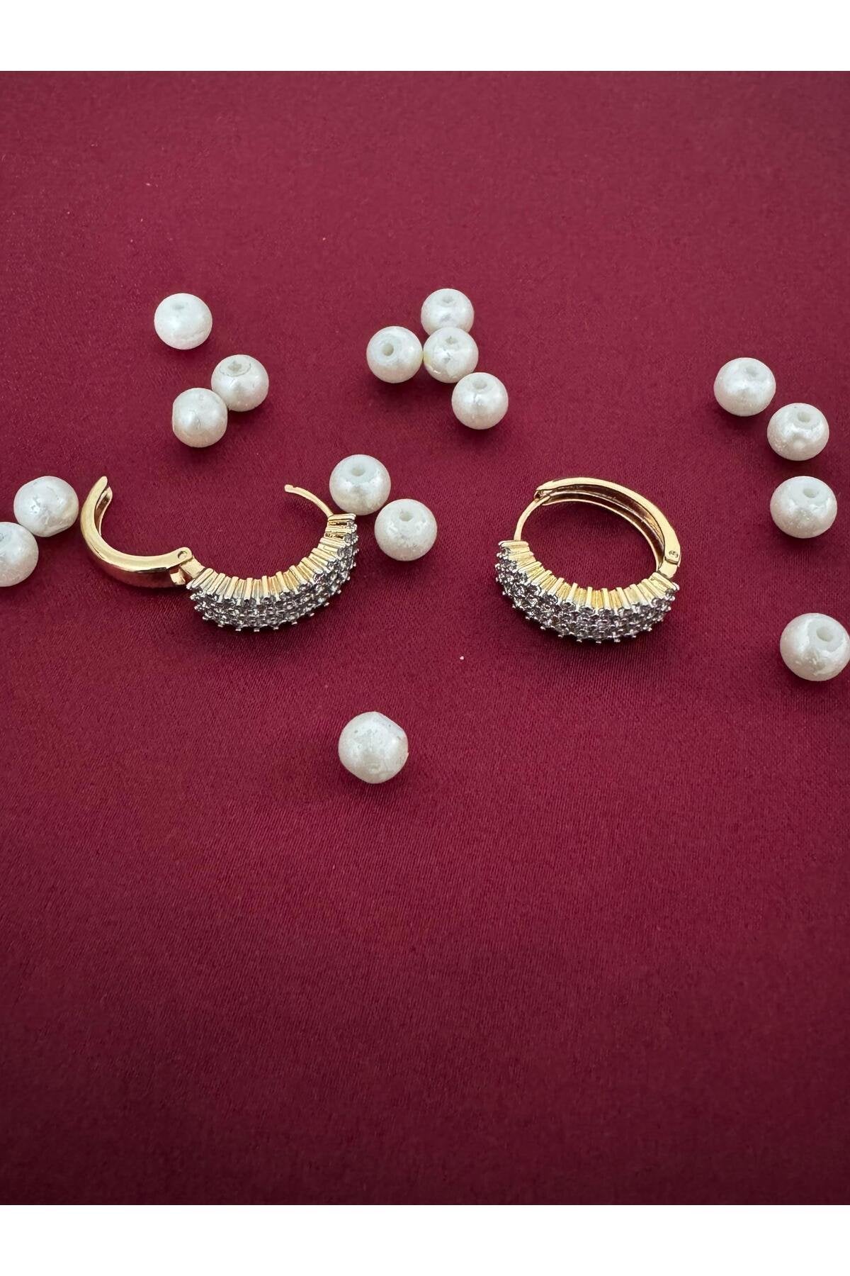 Sirena VIP Serisi-Işıltı Zarafeti Zirkon Taşlı Gold Kaplama Paslanmaz Çelik Küpe