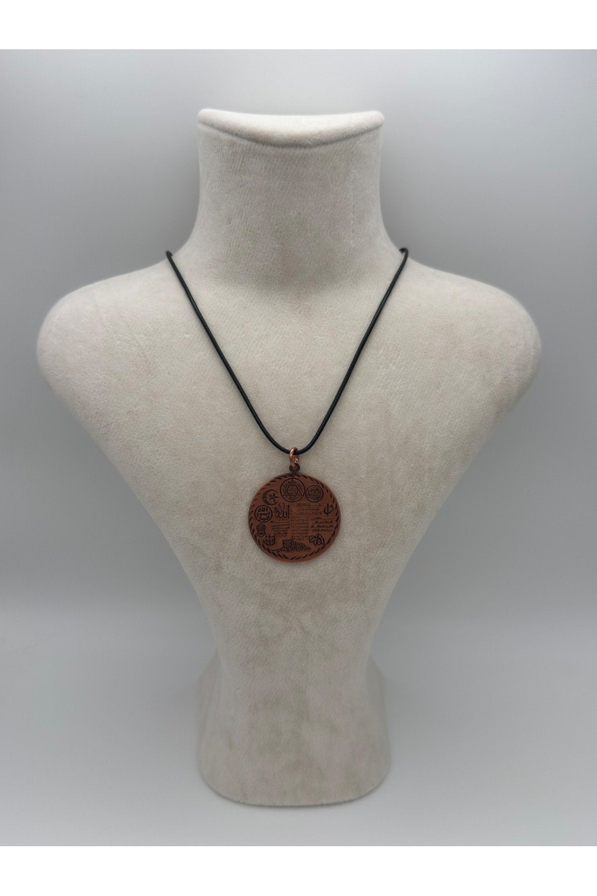 Zırh Dualı Bakır Unisex Kolye