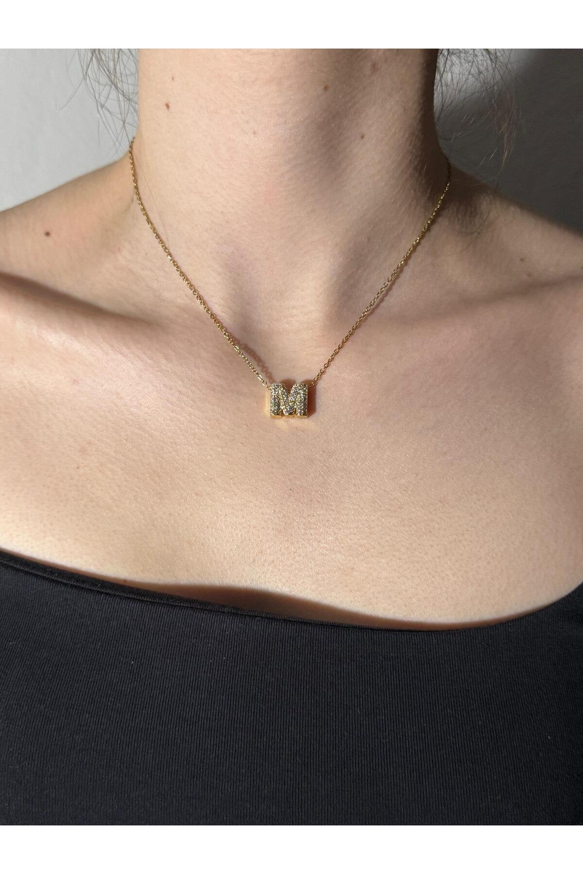 Gold Kaplama Zirkon Taşlı Harfli Kolye