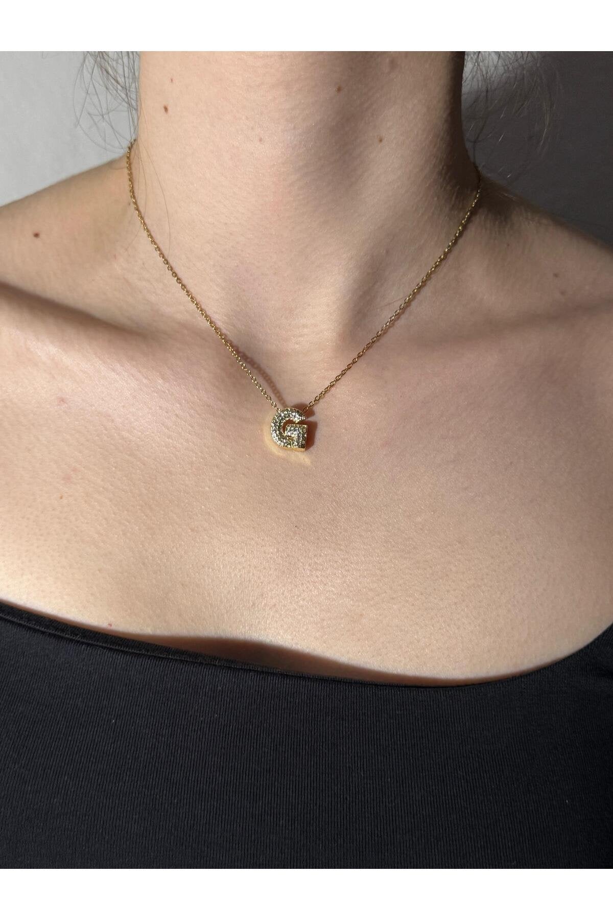 Gold Kaplama Zirkon Taşlı Harfli Kolye