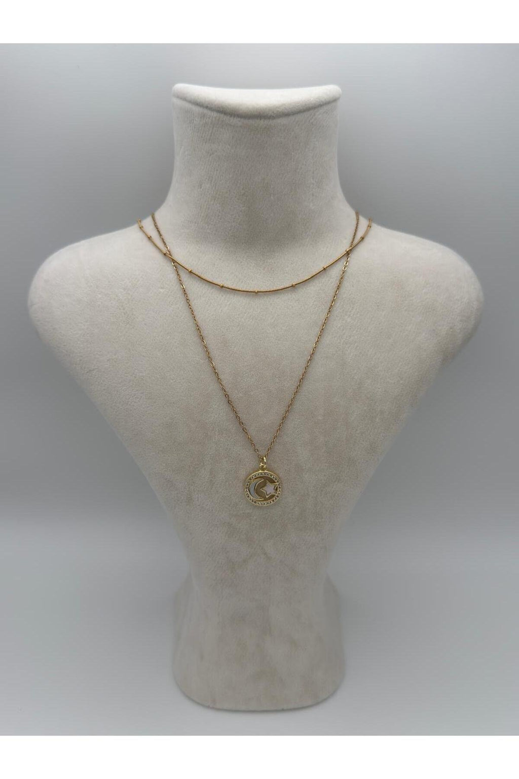 Çemberli Ay Yıldız Zirkon Taş Detaylı Gold Kaplama Çelik Kolye