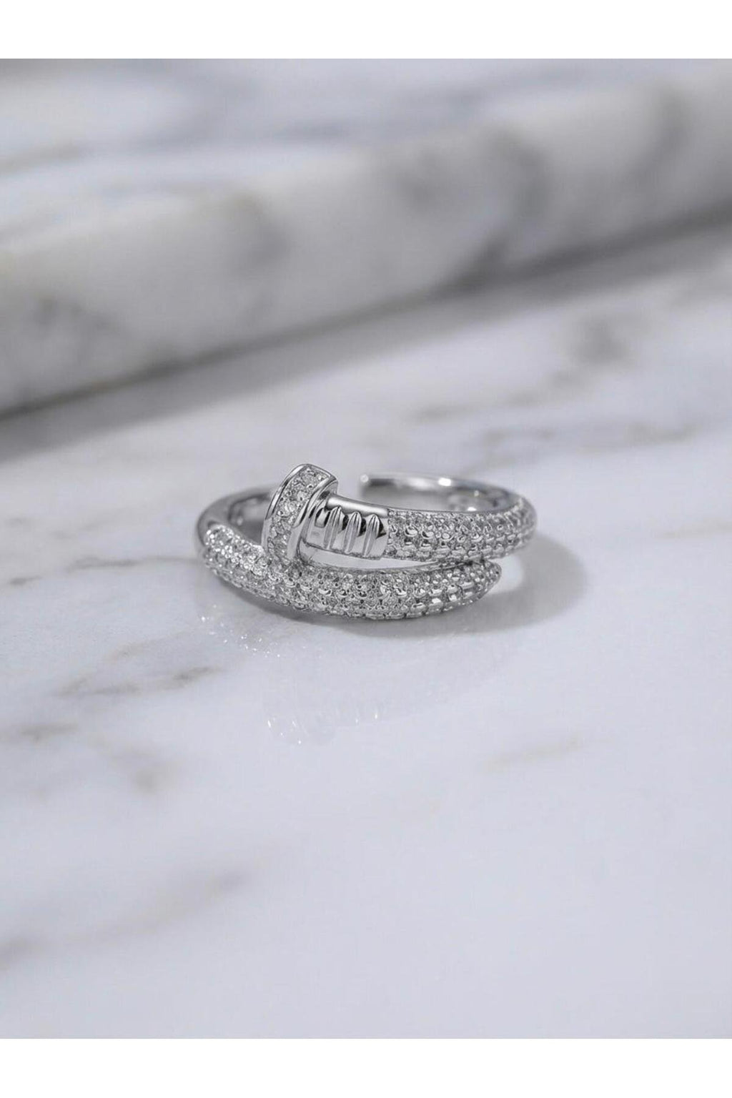 Sarmal Çivi Model Zirkon Taş Kaplama Paslanmaz Çelik Yüzük