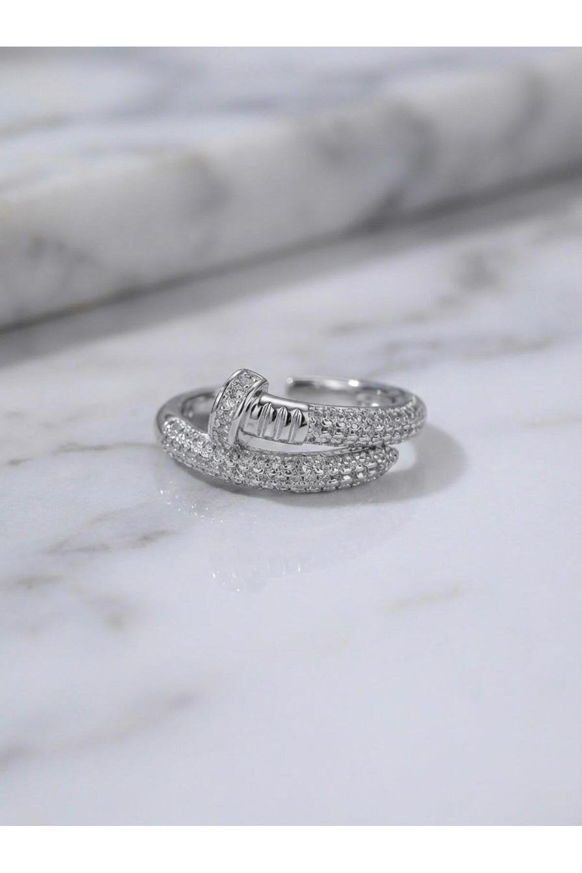 Sarmal Çivi Model Zirkon Taş Kaplama Paslanmaz Çelik Yüzük