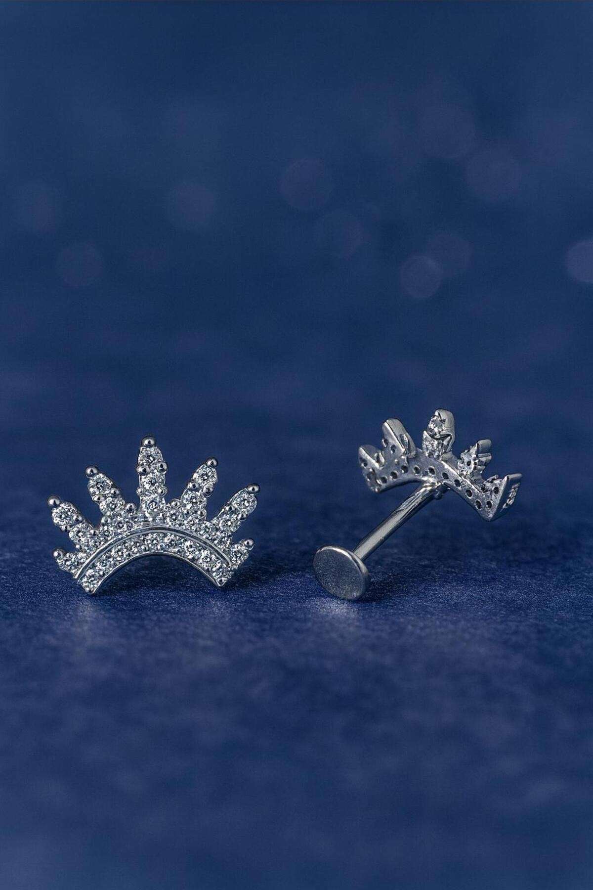 Zirkon Kraliçe Tacı Taşlı Tragus Piercing