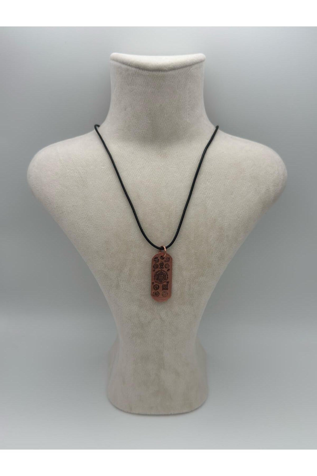 Zırh Dualı Bakır Kolye