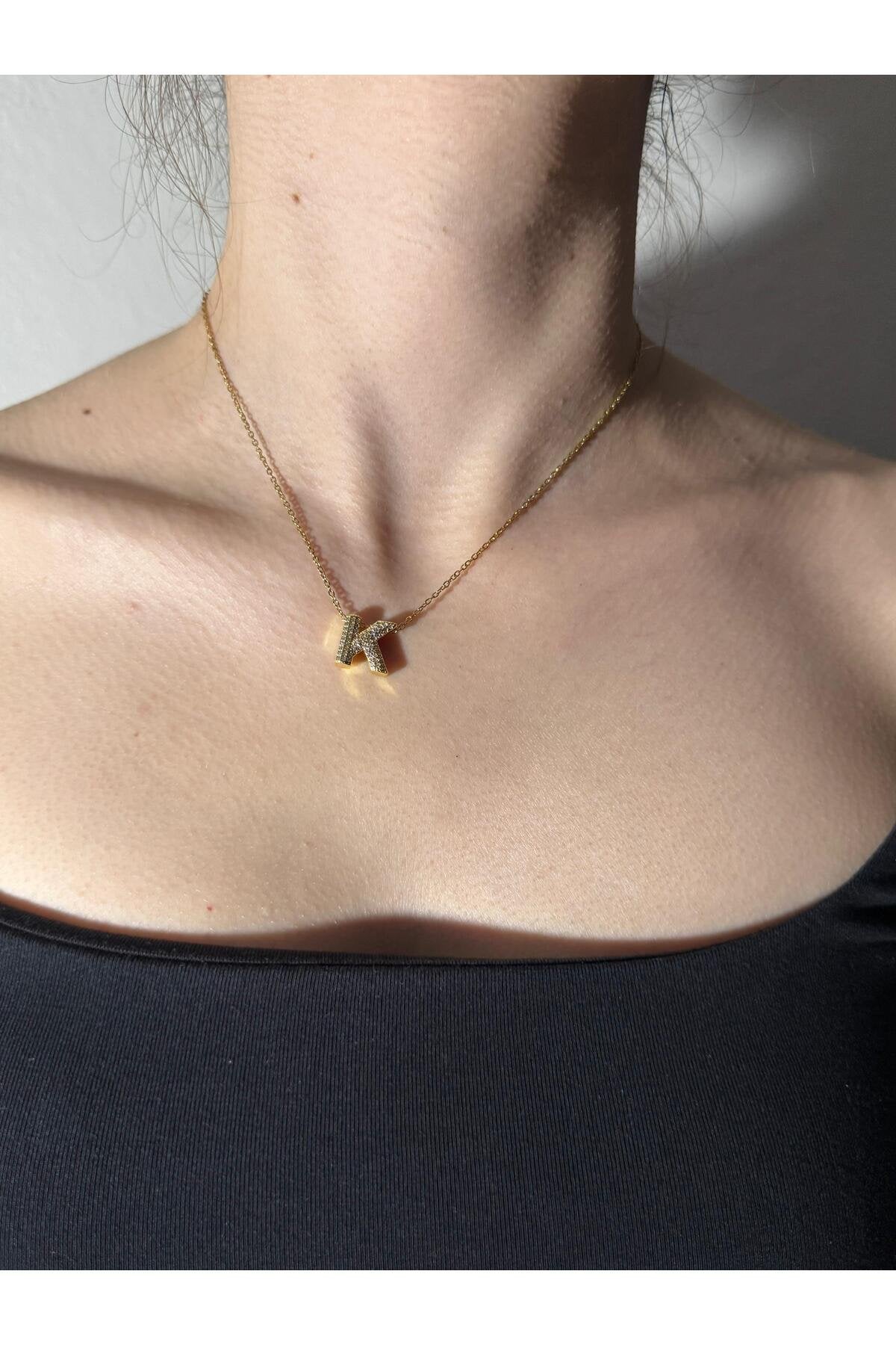 Gold Kaplama Zirkon Taşlı Harfli Kolye