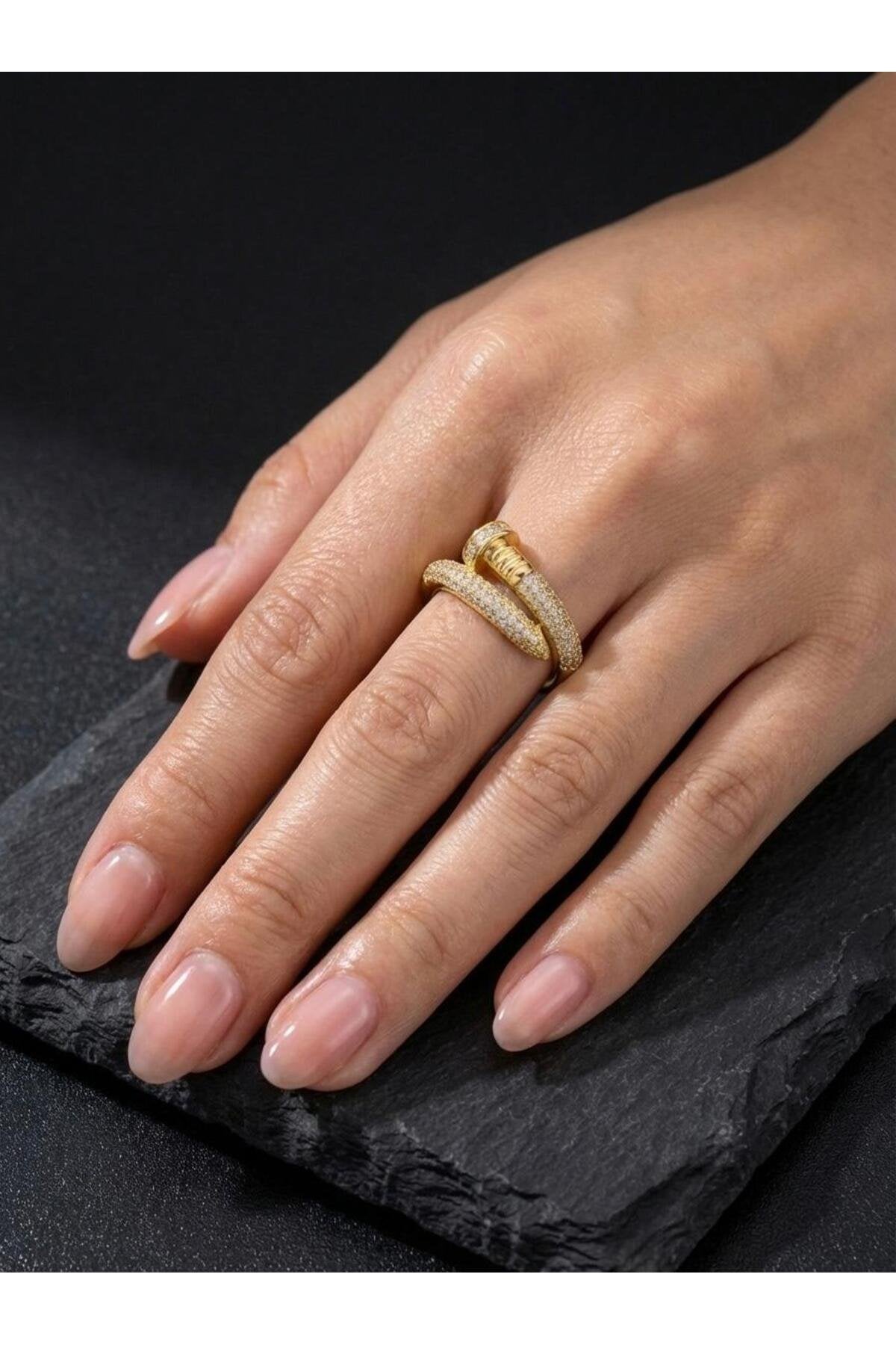 Sarmal Çivi Model Zirkon Taş Kaplama Paslanmaz Çelik Yüzük