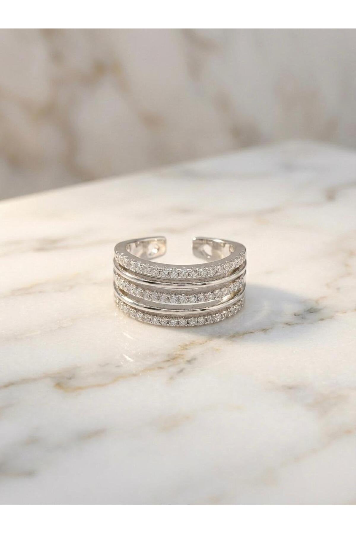 5'li Görünümlü Zirkon Taş Detaylı Gold Kaplama Paslanmaz Çelik Ayarlanabilir Yüzük