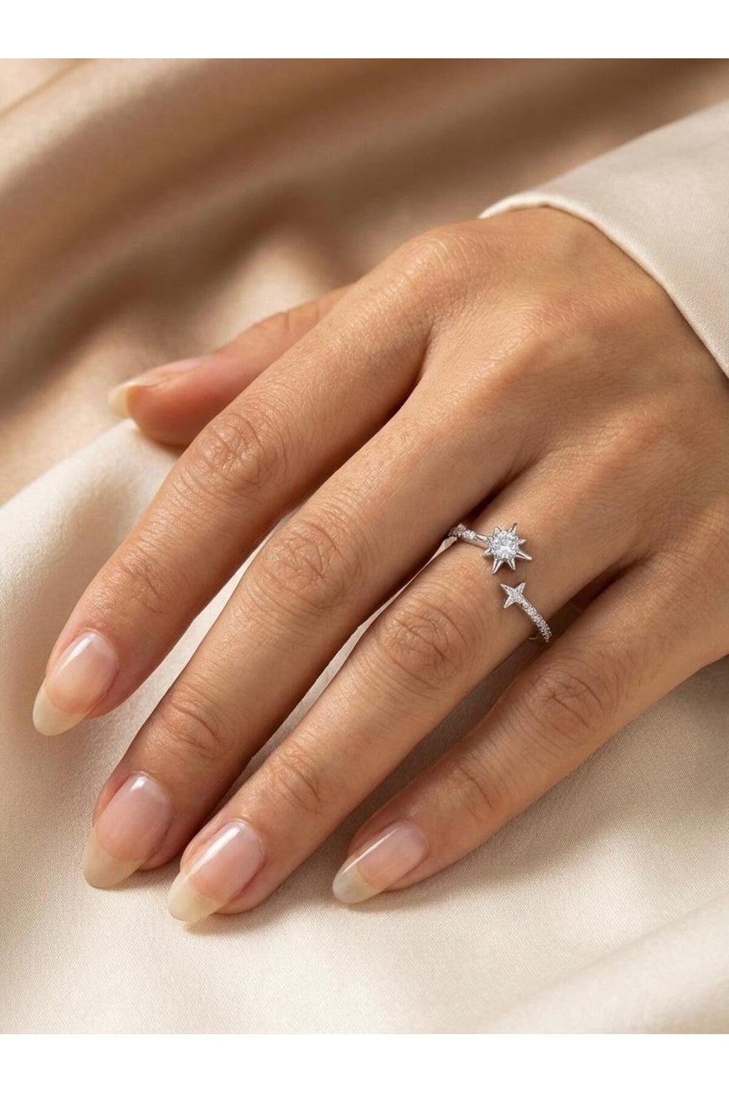 Parıltı Yıldızı Zirkon Taş Detaylı Gümüş Kaplama Paslanmaz Çelik Yüzük