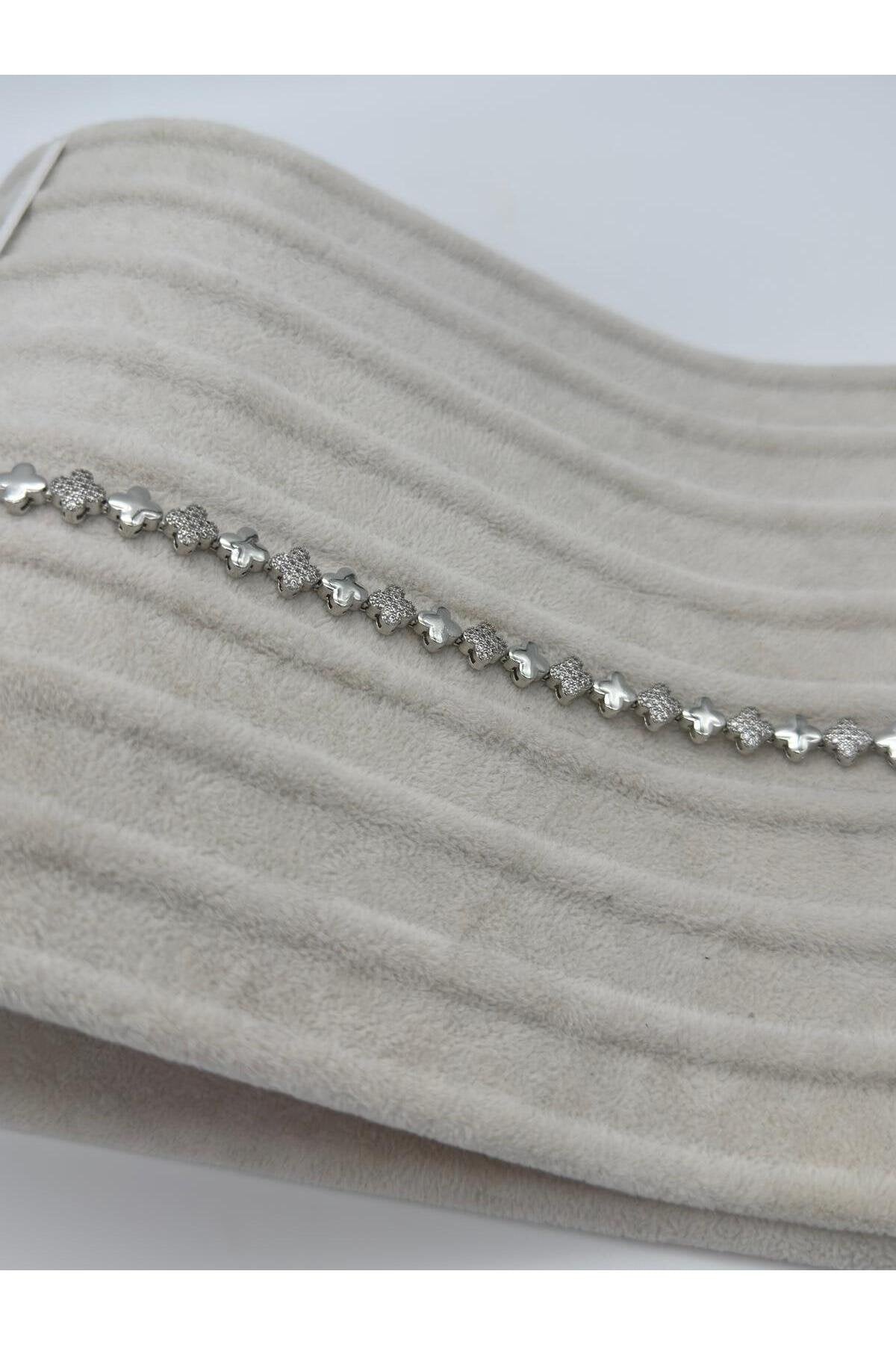 Sirena VIP Serisi - Zirkon Taşlı Gümüş Kaplama Yonca Model Paslanmaz Çelik Bileklik