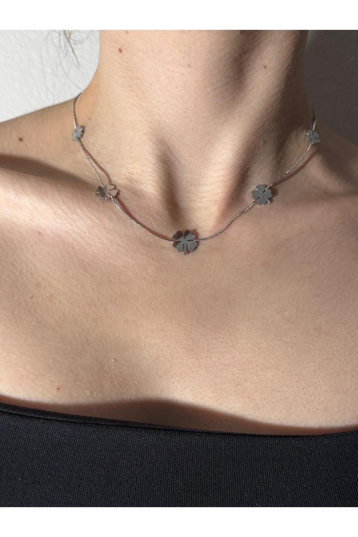 4 Yapraklı Gümüş Şans Yonca Çelik Kadın Kolye