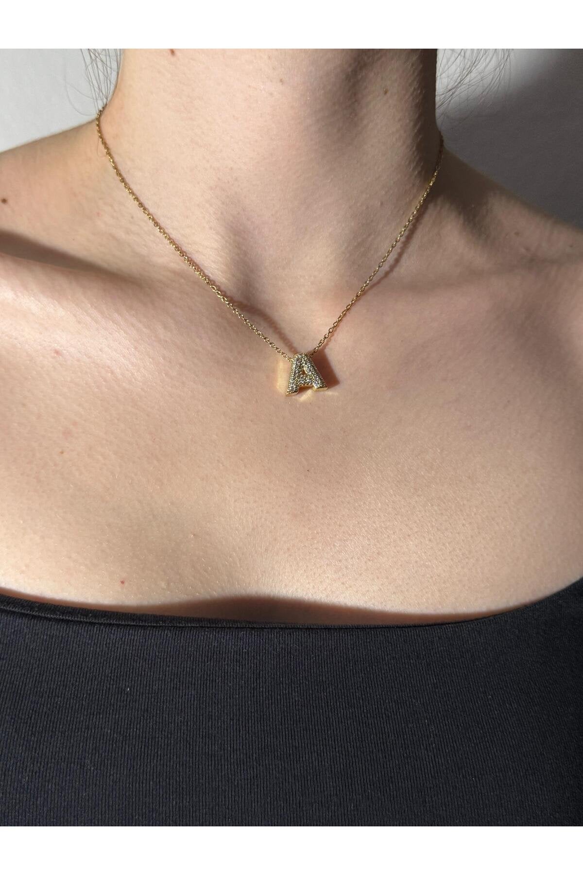 Gold Kaplama Zirkon Taşlı Harfli Kolye